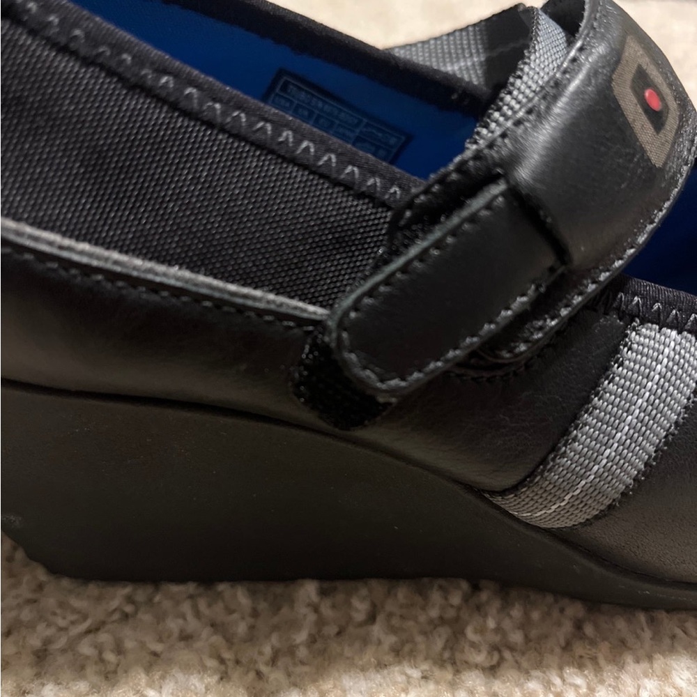Tsubo Mary Jane Platform Shoes - Picture 5 of 6